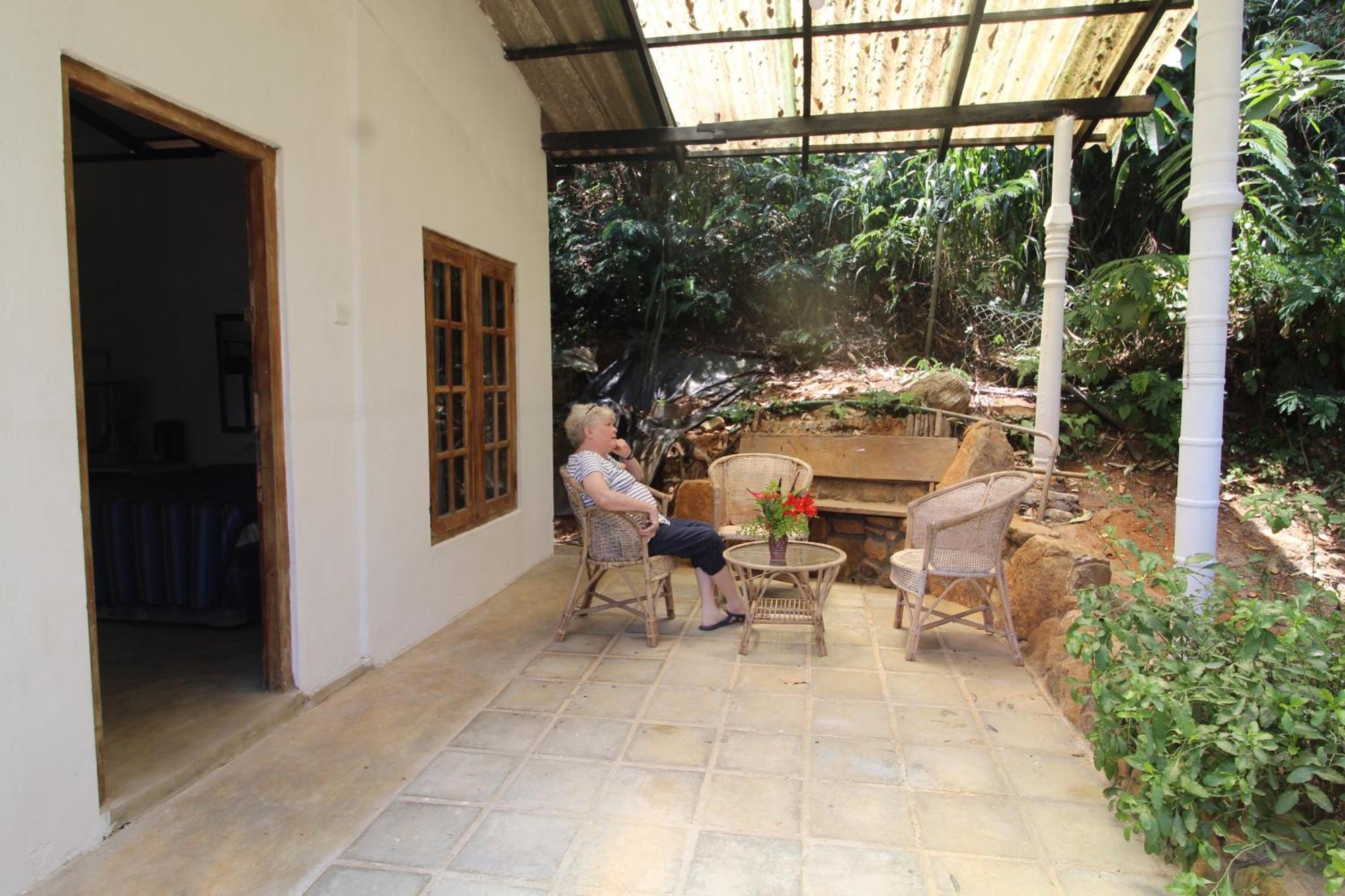 Jungle Tide Bed & Breakfast Kandy Exterior photo